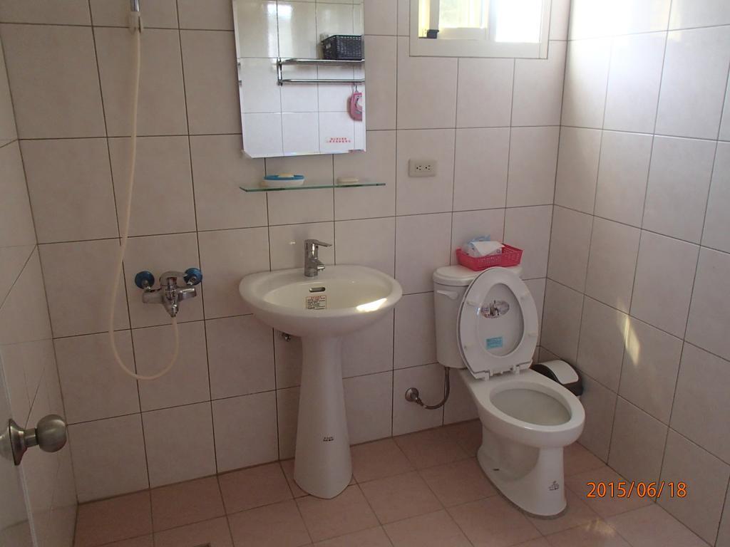 成功民宿 Km Bed And Breakfast Ťin-chua Pokoj fotografie
